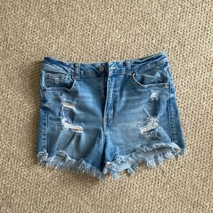 Jean shorts with distressing and gray great condition!